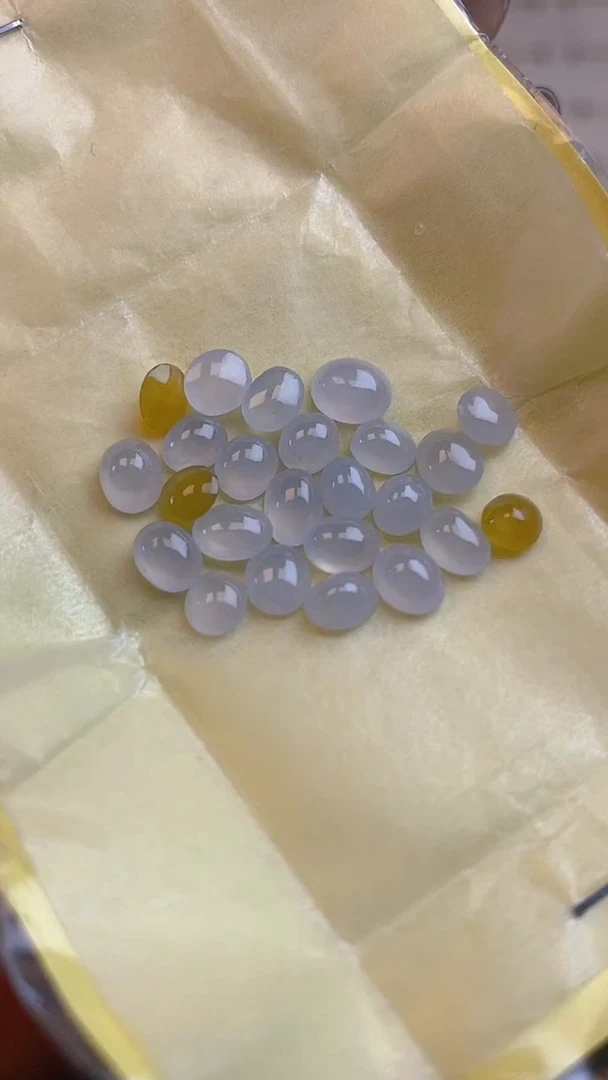 【闪购商品】翡翠耳饰未镶嵌天然A货翡翠63