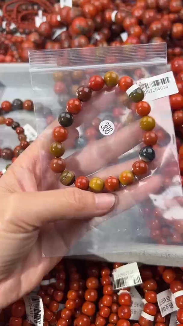 南红玛瑙手串未镶嵌10+