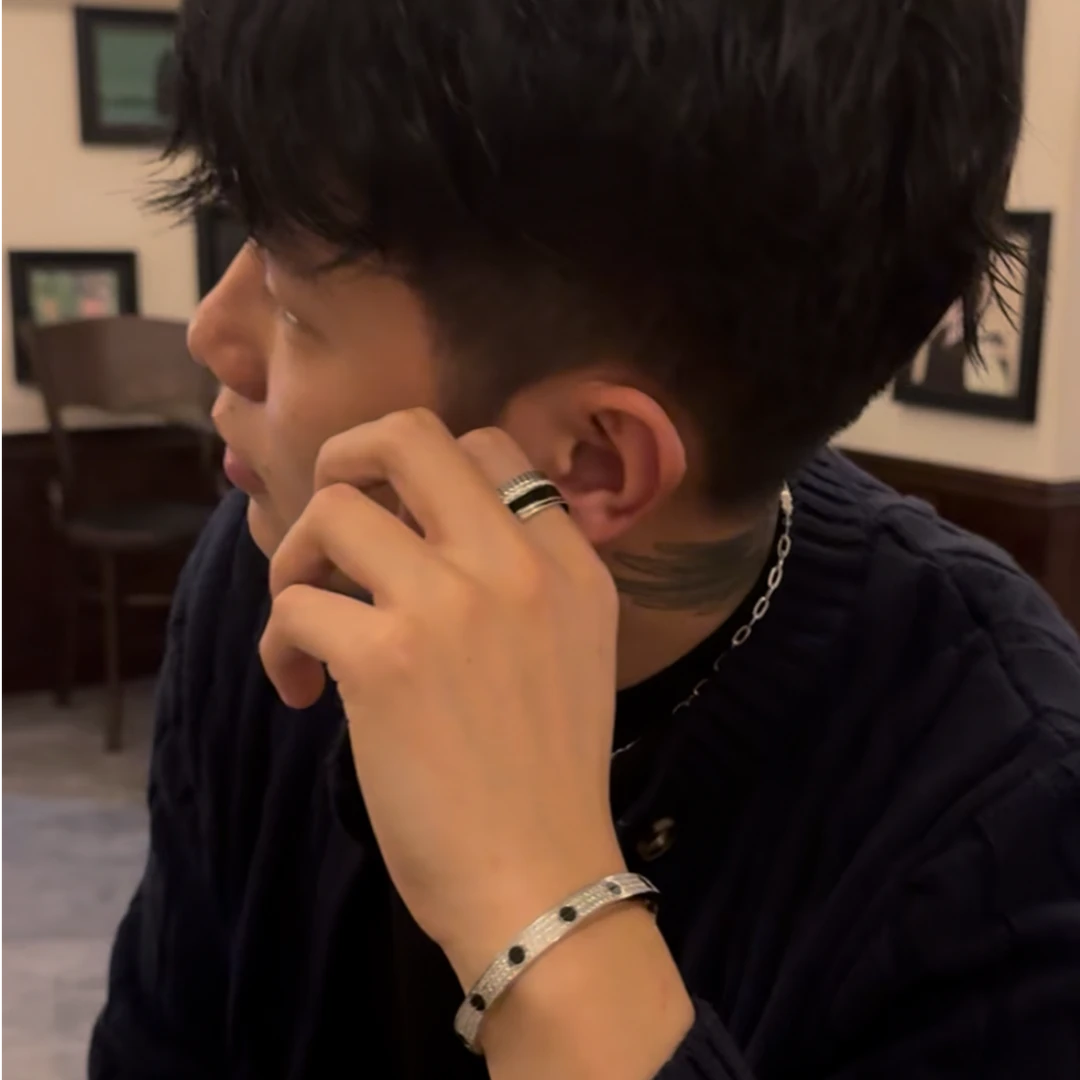 Sp特调系搭配白钉满天星印花造型设计丝巾 JZ系列