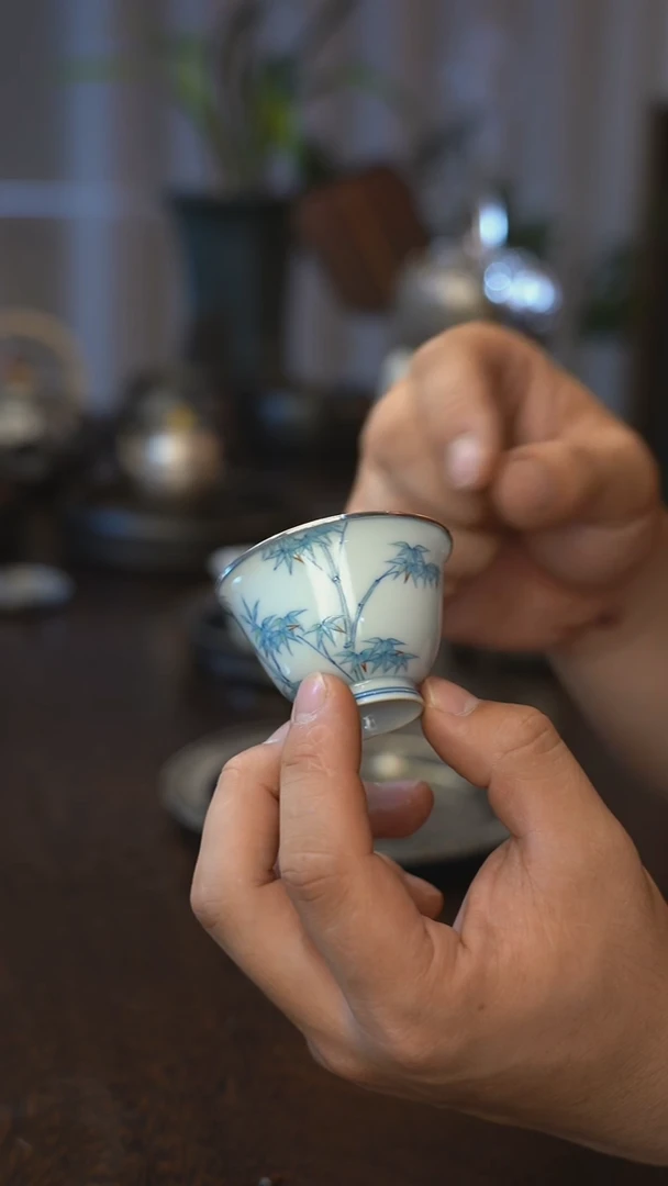 手绘青花斗茶竹杯