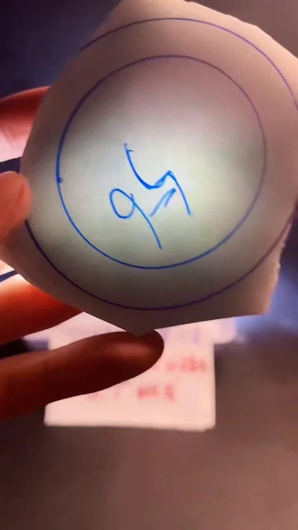 翡翠挂件未镶嵌山***峰翡翠