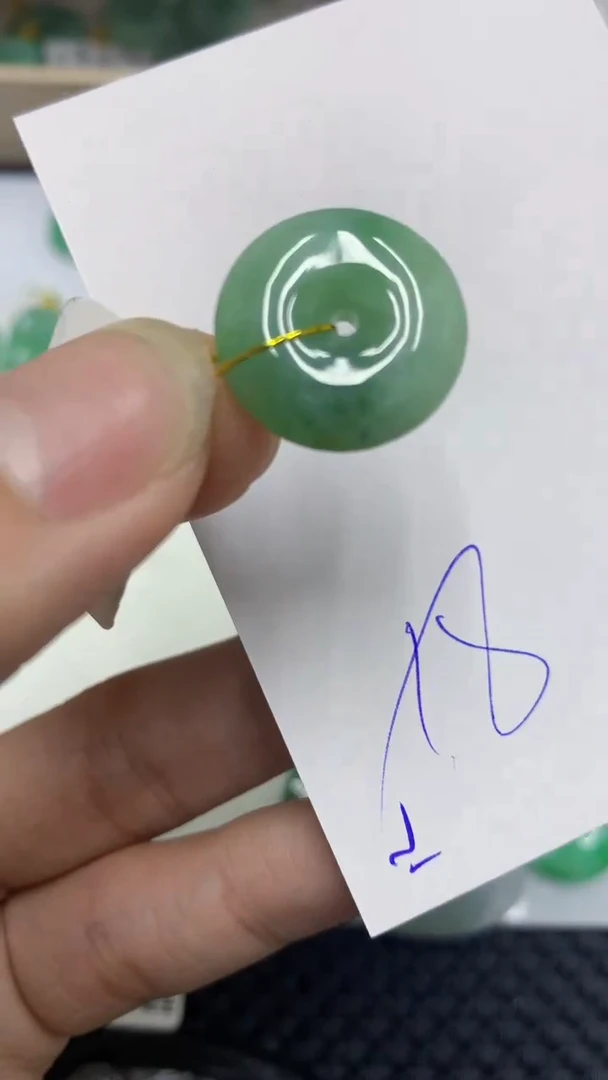 颈饰未镶嵌翡翠缅甸A货翡翠