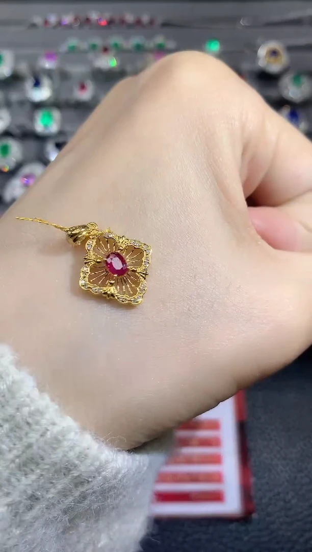 吊坠(不含链)18K金镶嵌红宝石D10