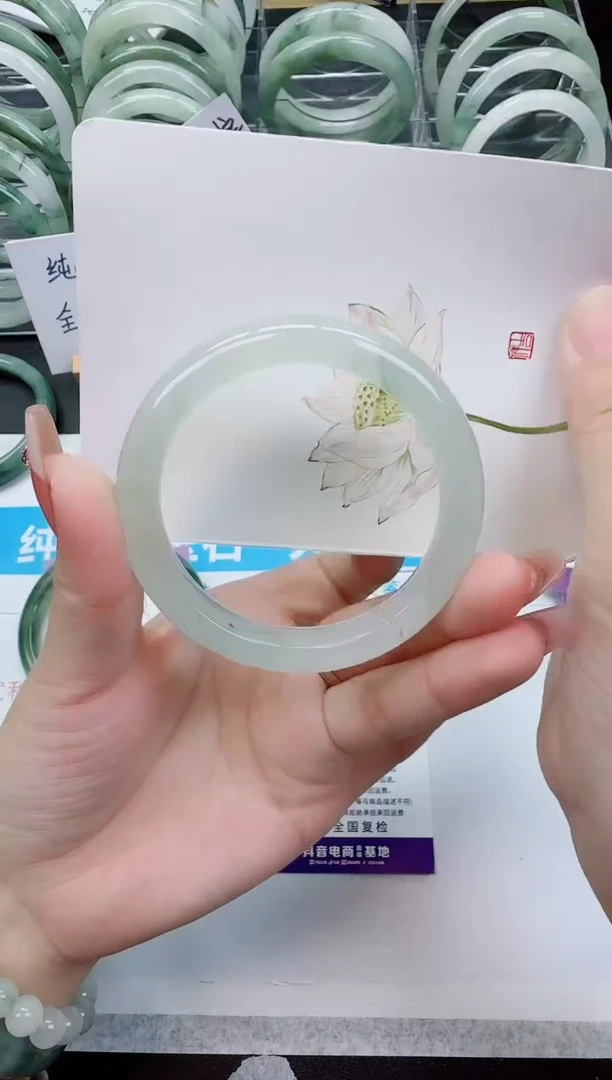 【闪购商品】石英质玉手镯未镶嵌G283号/55-56圈