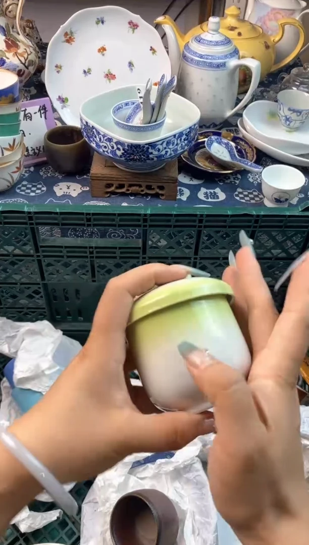 瓷片小*淡[○･｀Д´･ ○][○･｀Д´･ ○]