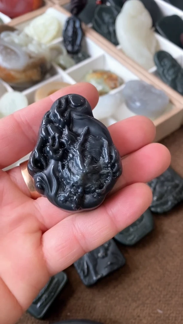 【闪购商品】和田玉吊坠(不含链)未镶嵌龙