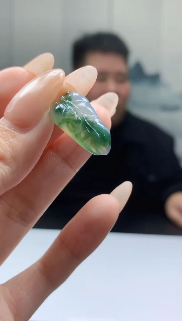 【闪购商品】定制翡翠未镶嵌888ee-毛货叶子36赠金扣