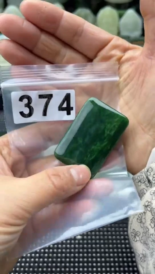 未镶嵌和田玉珠宝半成品牌子