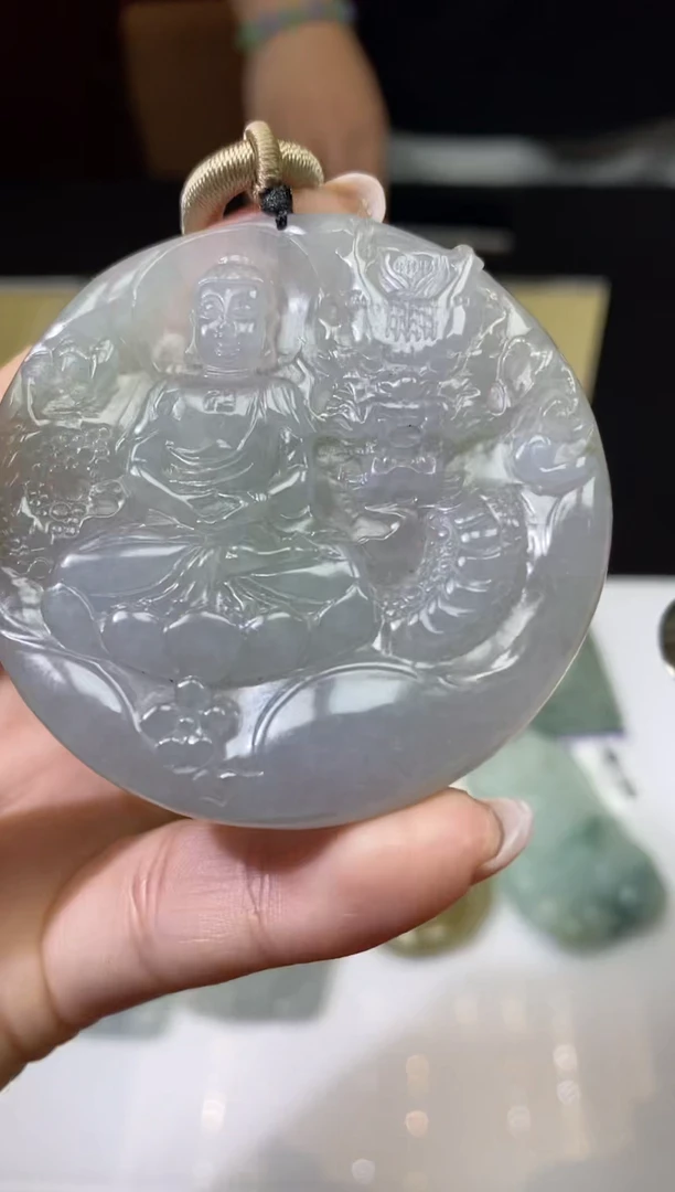 颈饰未镶嵌翡翠42947