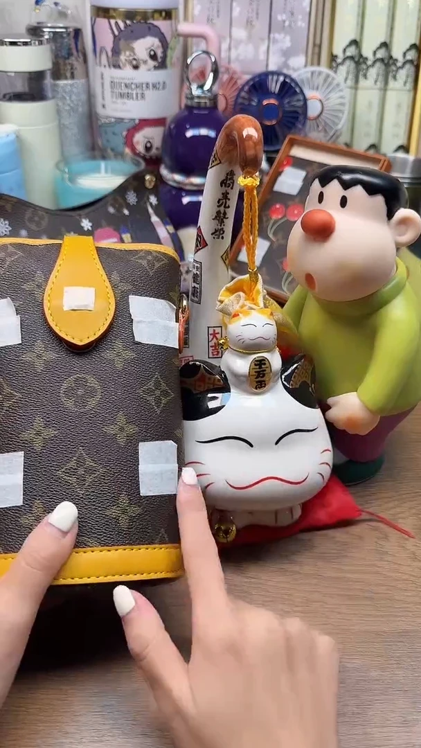 瓷片哈哈哈哈哈哈哈哈哈810