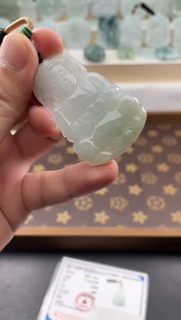 颈饰未镶嵌翡翠....9/18/.67