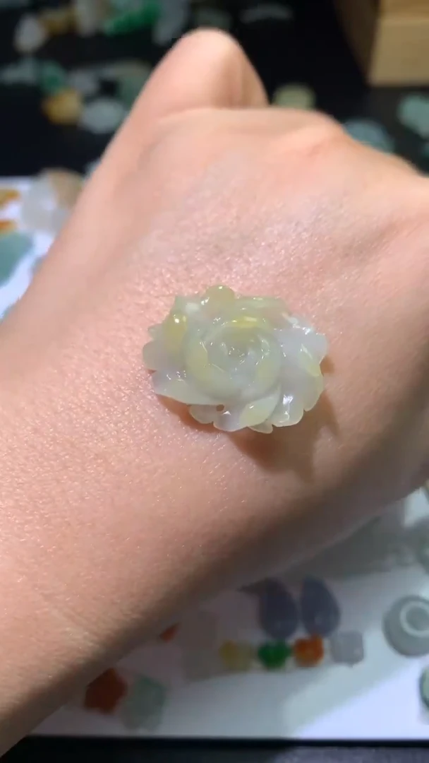 未镶嵌定制翡翠毛货