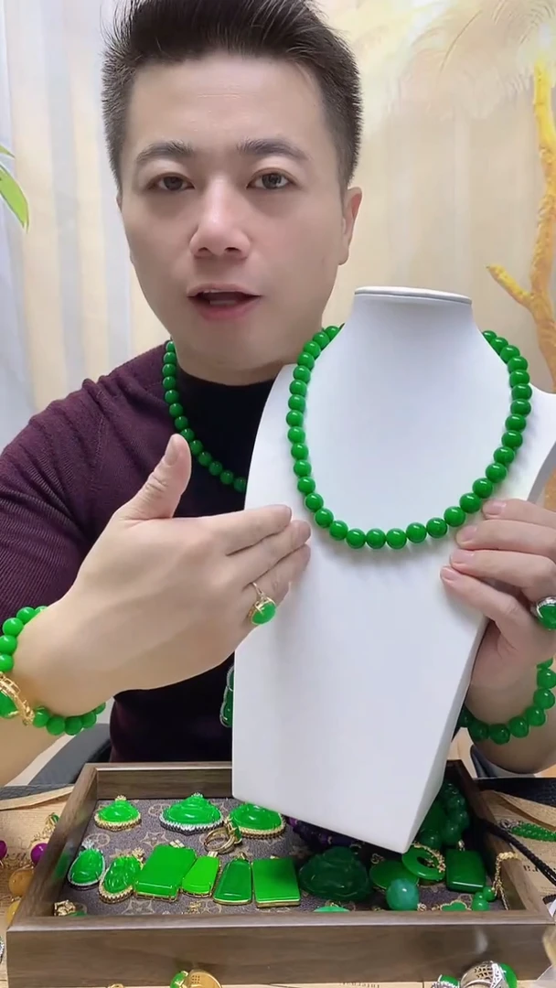 项链14K金镶嵌翡翠翡翠项链
