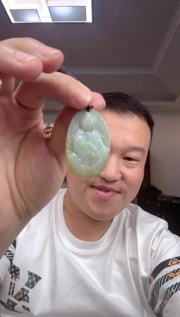 和田玉未镶嵌颈饰1