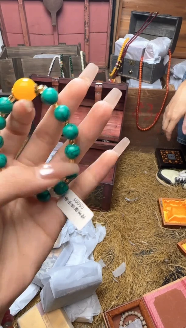 精美手串（无礼盒）