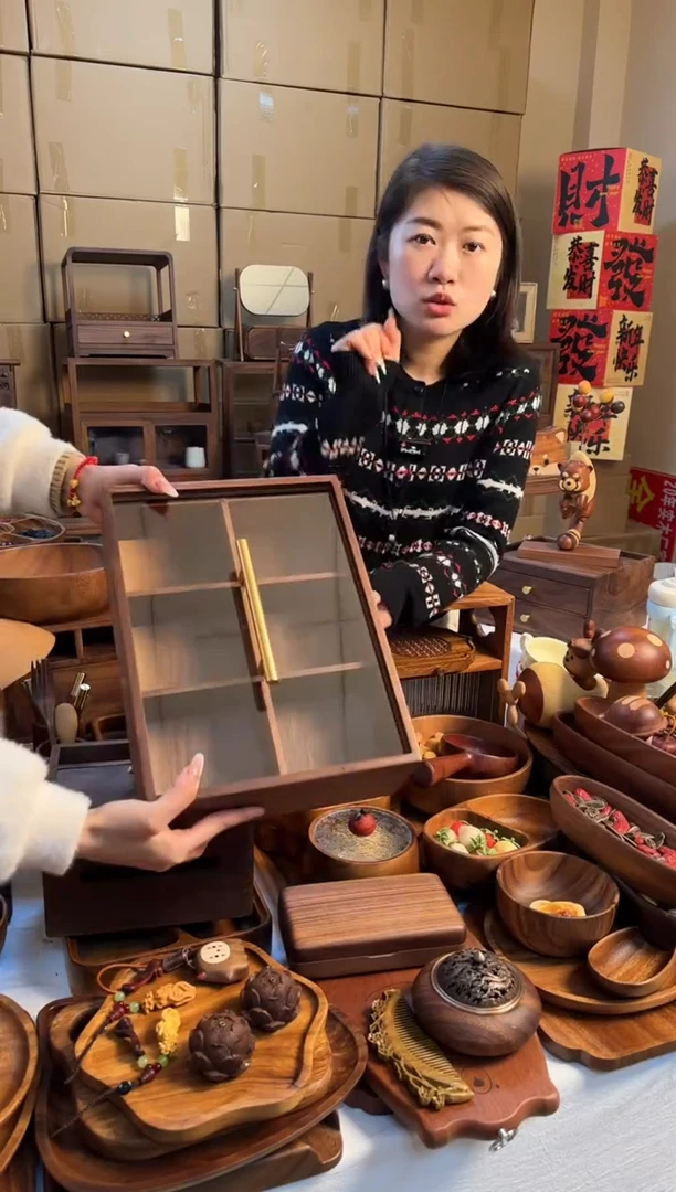 【闪购商品】黑胡桃铜把手六格果盒