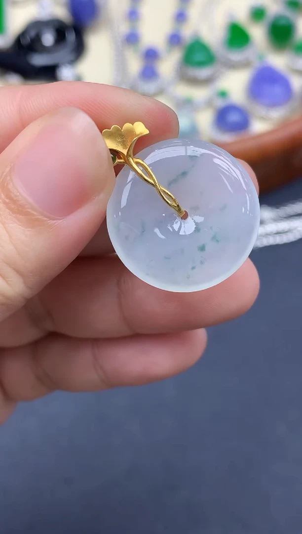 颈饰18K金镶嵌翡翠94-中国好珍宝