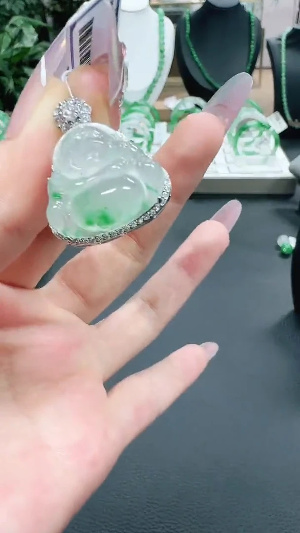 未镶嵌1石英质玉（非洲翠）/0715