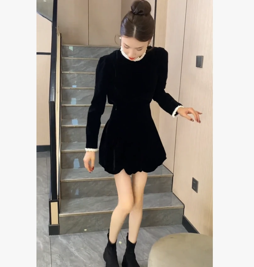 2025秋季套装黑色收腰修身赫本风显瘦法式复古套装JI110503