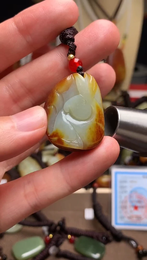颈饰未镶嵌和田玉新疆料青海料清水和田玉吊坠