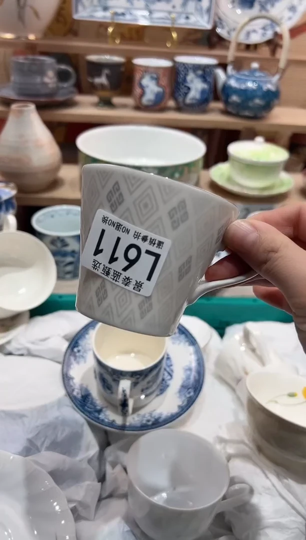【闪购商品】瓷片当天凑满25米包邮L611