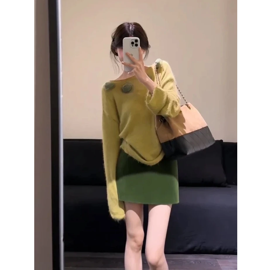 早秋新款女韩系穿搭宽松花朵长袖毛衣上衣气质高腰A字半身裙套装