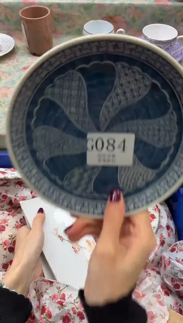 瓷片?****?       G084