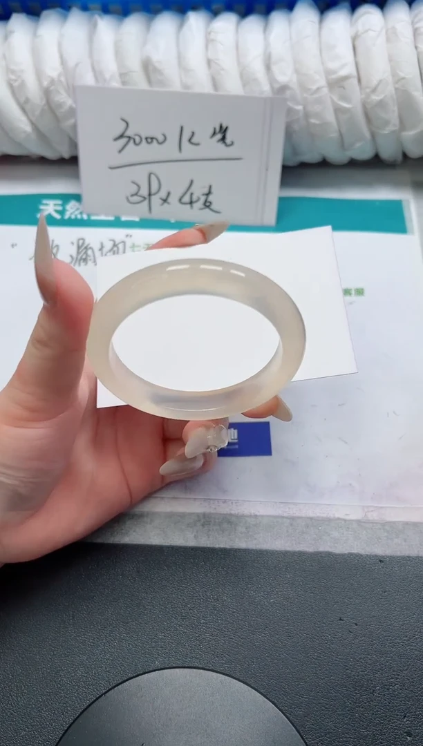 石英质玉手镯未镶嵌213-55.9