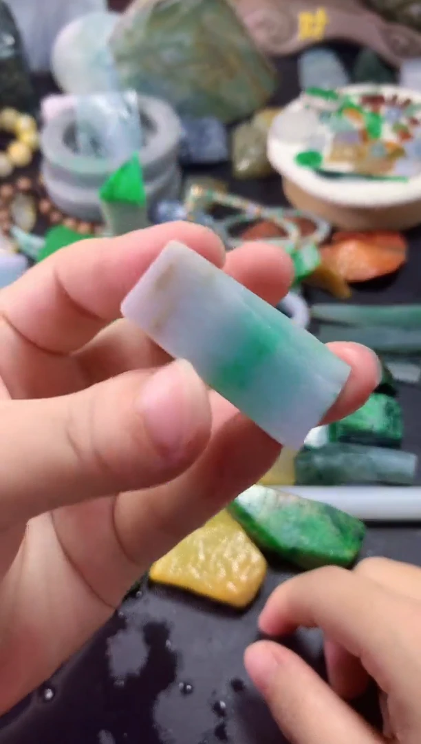 颈饰未镶嵌翡翠040天然翡翠