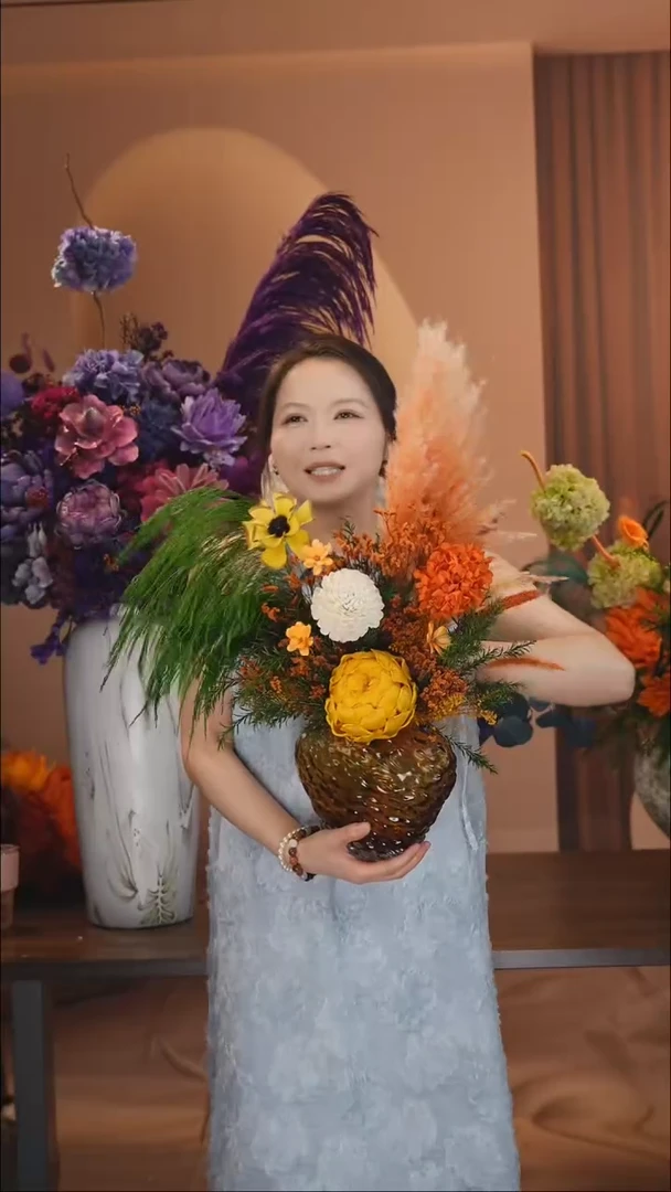 琉璃：图片款花+花瓶
