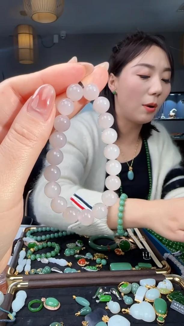 未镶嵌手链和田玉1