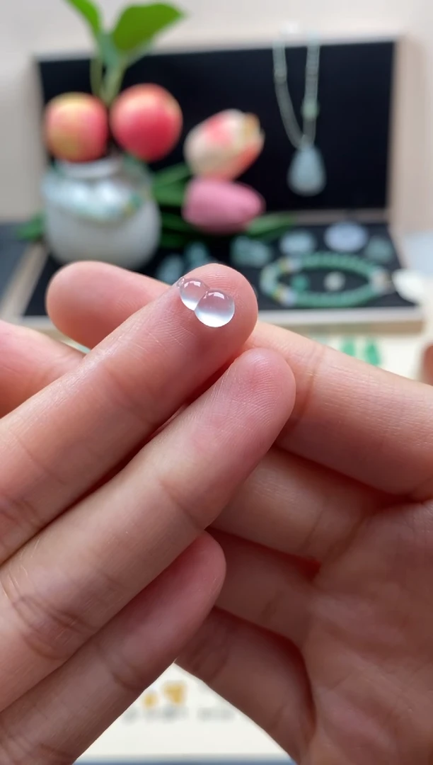 翡翠未镶嵌颈饰翡翠冰种葫芦