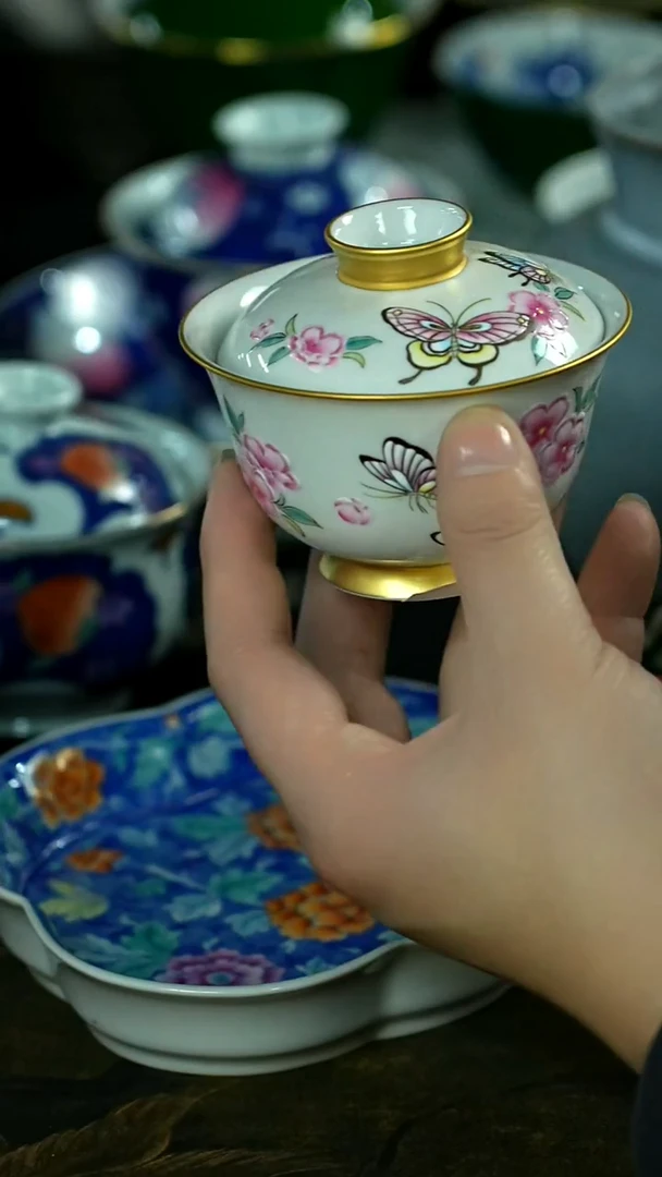 茶具还挺美，蹲下看看！