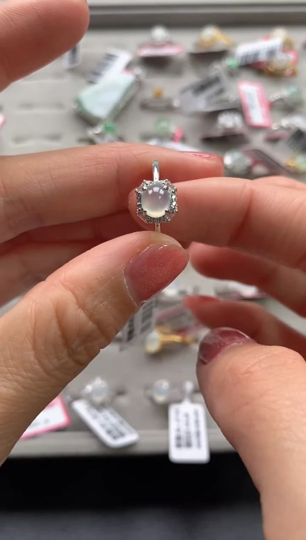 【闪购商品】翡翠戒指银S925镶嵌22222222     1