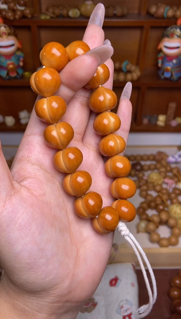 手串猴头核桃16+高定玻璃底柯基屁桃定制款手持