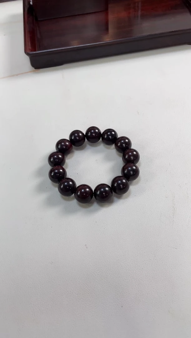 紫檀木类成套家具1.8手串