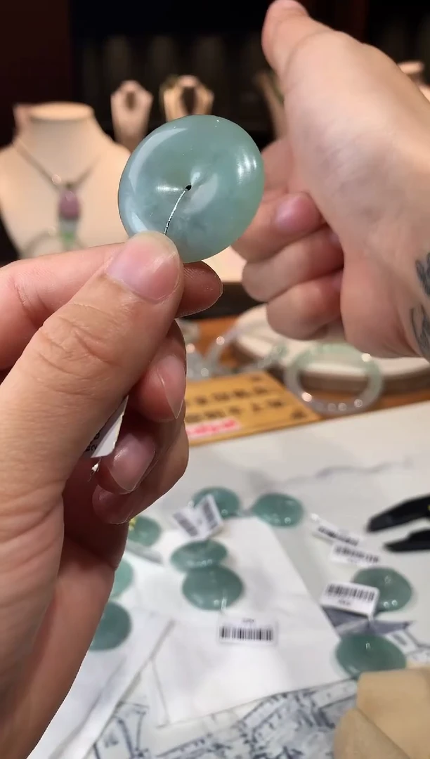 定制翡翠未镶嵌毛货不退不换多样性发一