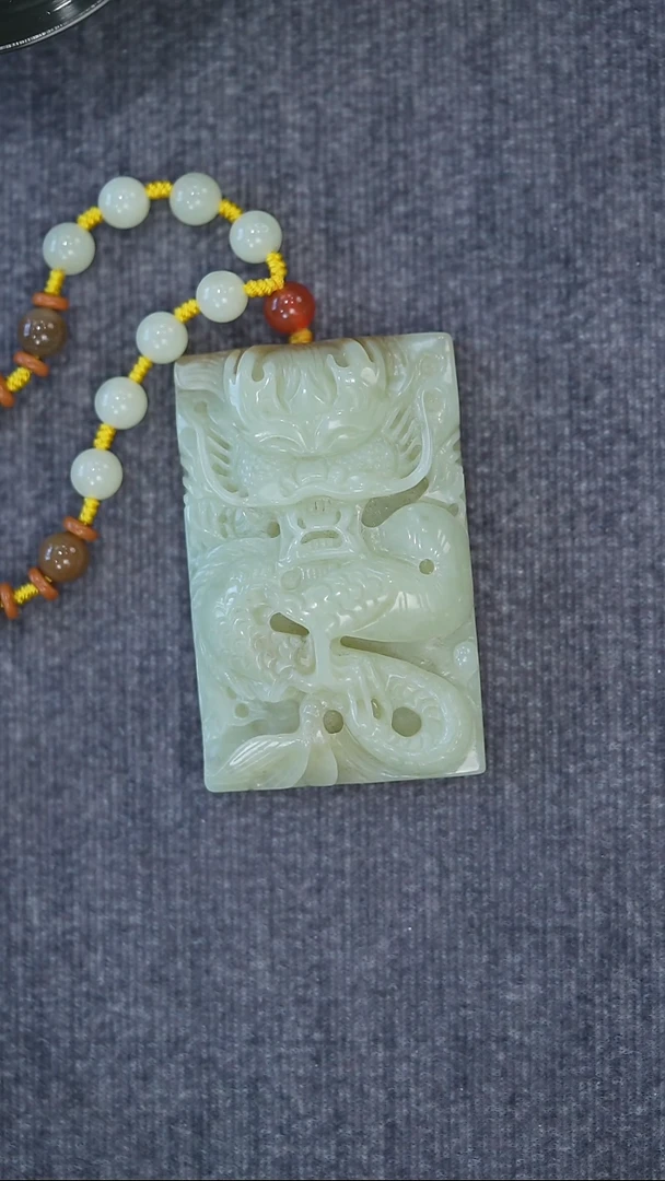 【闪购商品】和田玉吊坠未镶嵌龙牌