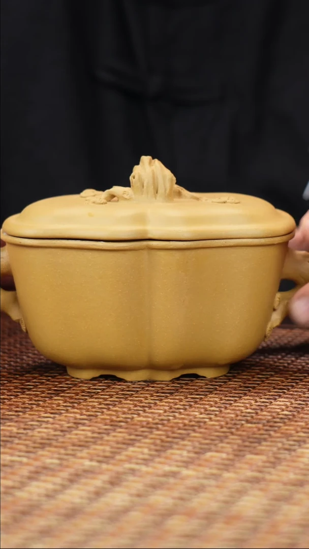 茶壶紫砂宜兴紫砂黄金段茶叶罐