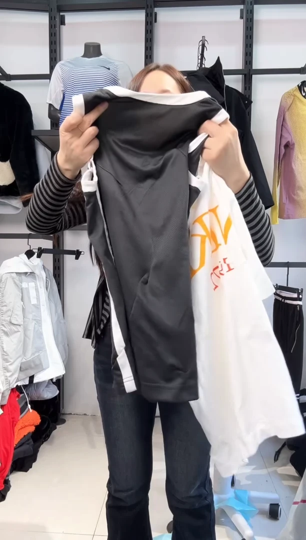 2558 编码  瑕疵直播间过款为准 尺码2