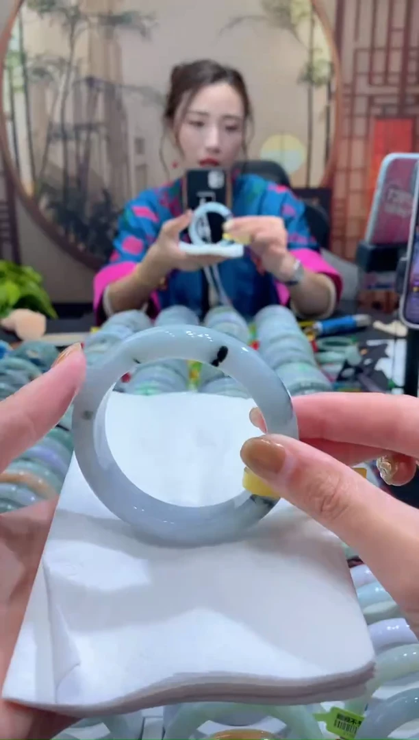 未镶嵌手镯翡翠000083716