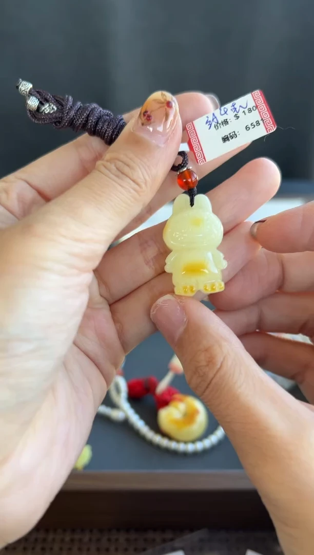 蜜蜡颈饰未镶嵌6581号买断