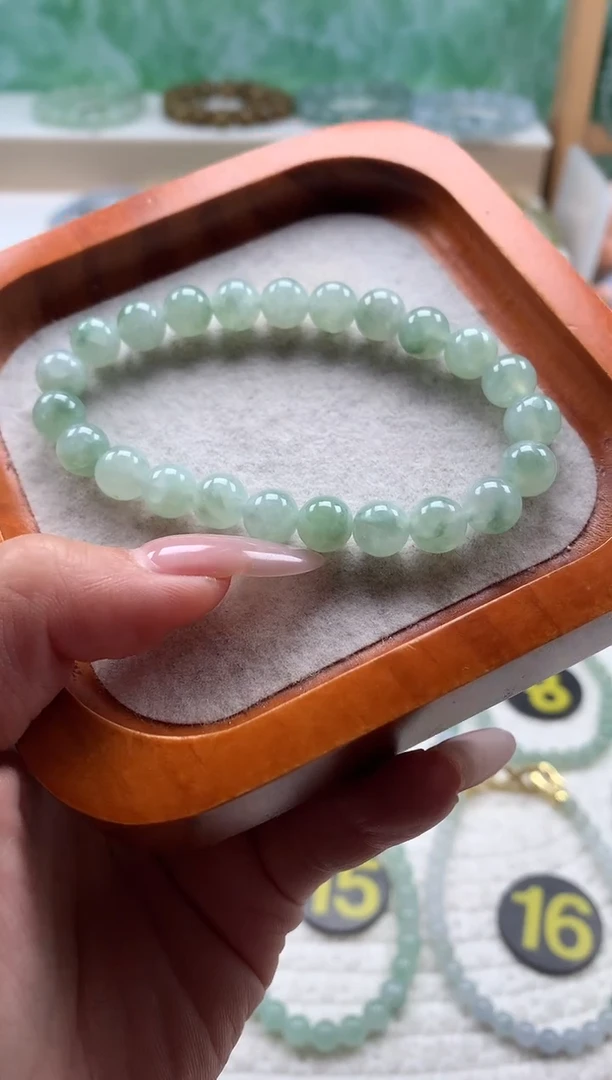 未镶嵌手链翡翠7.8/7.9飘花