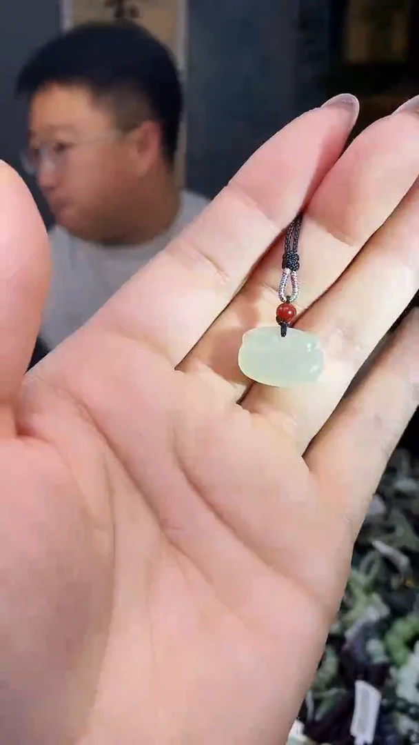 颈饰未镶嵌和田玉多样性发货，拍一发一