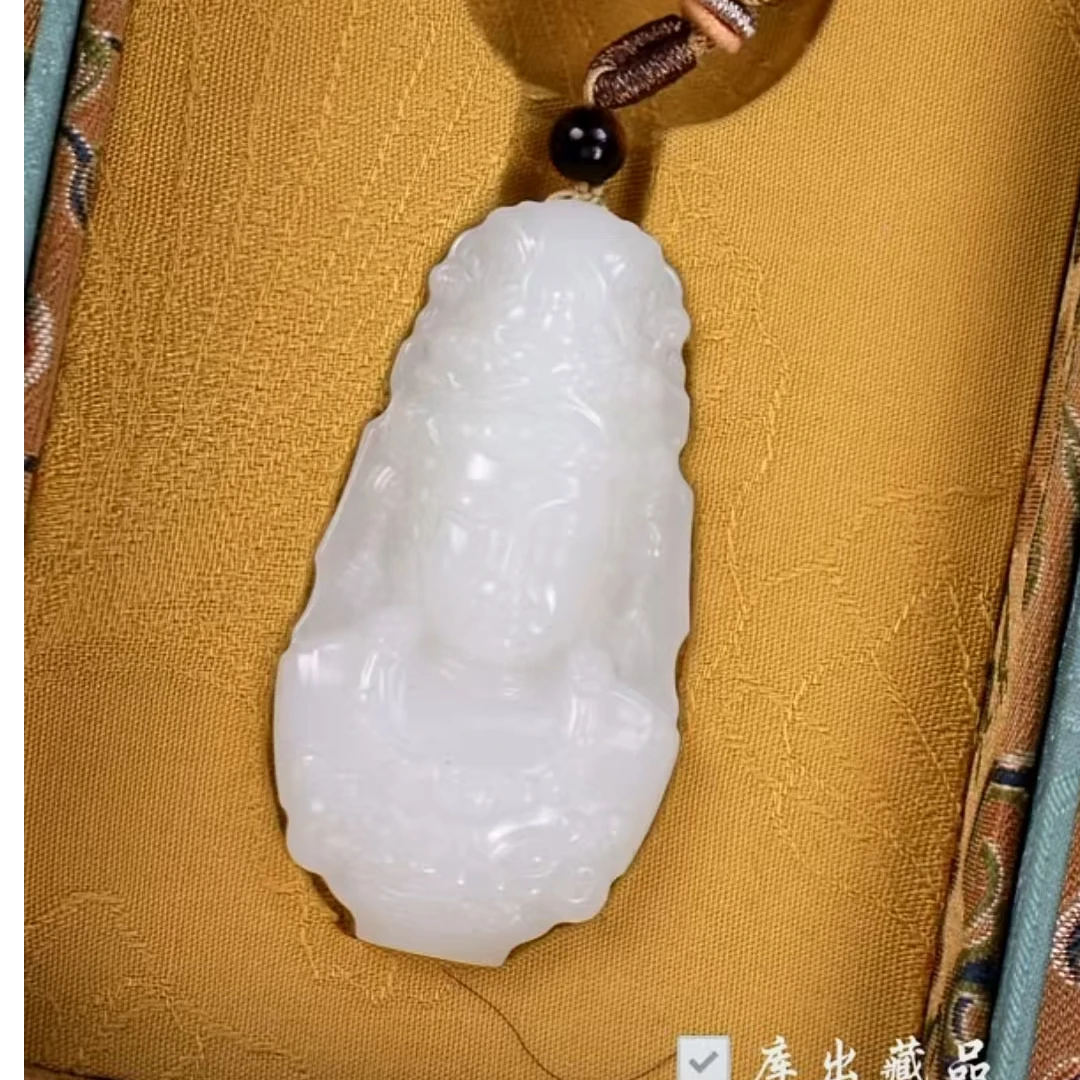 创汇和田玉观音挂件