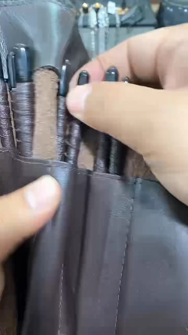 瓷片闪购商品 如图所示