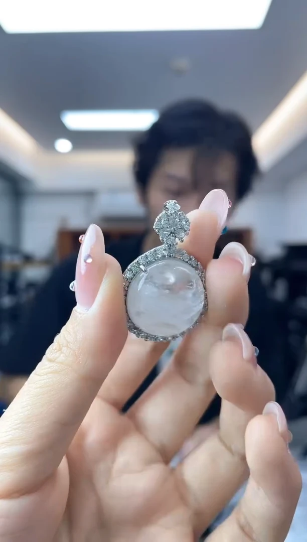 未镶嵌颈饰水晶多样性一件发货