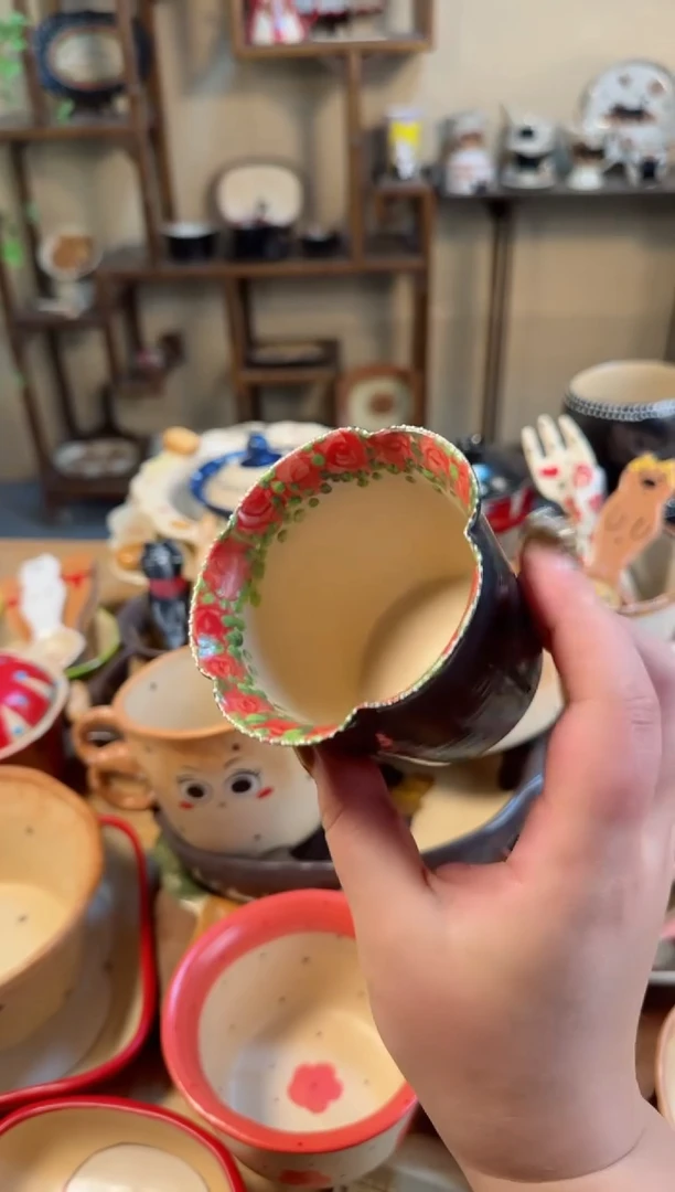 【闪购商品】黑色玫瑰杯子高温瓷器