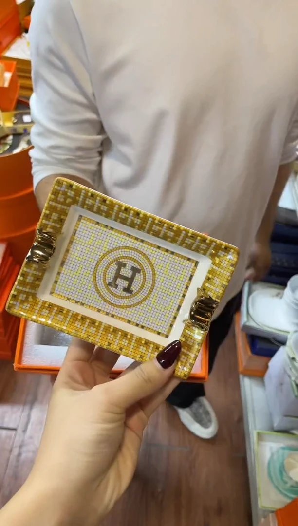 杯鸿辉家品牌瓷器，京东包邮！