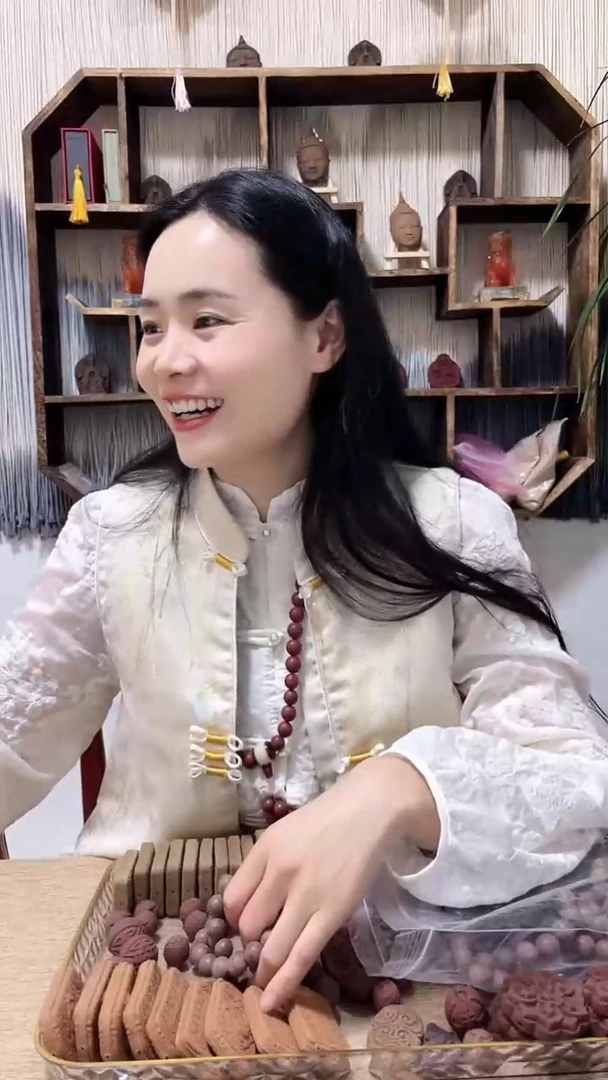 【闪购商品】泥塑龙涎无相佛单珠1.8